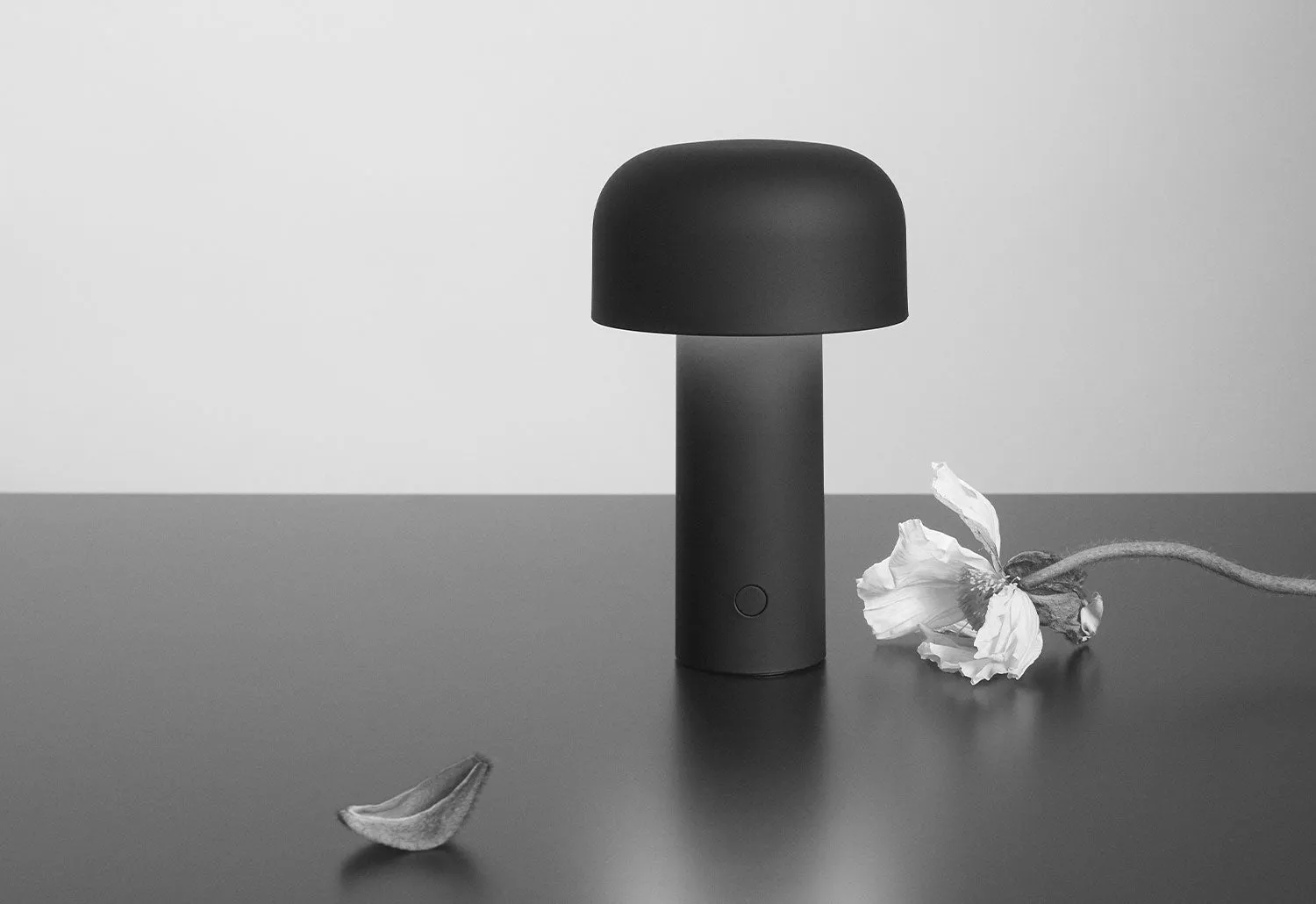 Bellhop Portable Lamp, Matt Black - Ex-Display